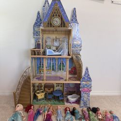 Disney Princess Cinderella Royal Castle Wood Barbies