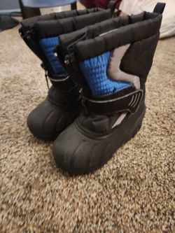 Toddler Snow Boots Size 6