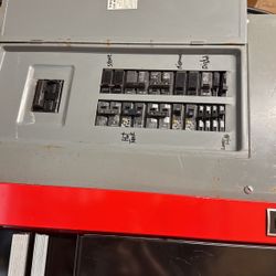 Electric Panel Silvania.   17  Spaces 