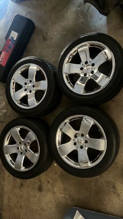 W211 rims off e500 originally from s550 shoot offers