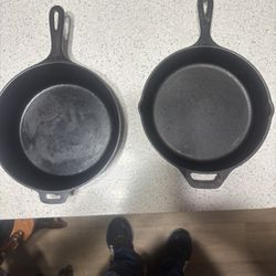 Cast Iron Skillets 
