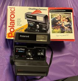 Polaroid 600 Close Up Instant Film Camera