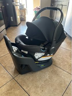 Uppababy Infant Carseat
