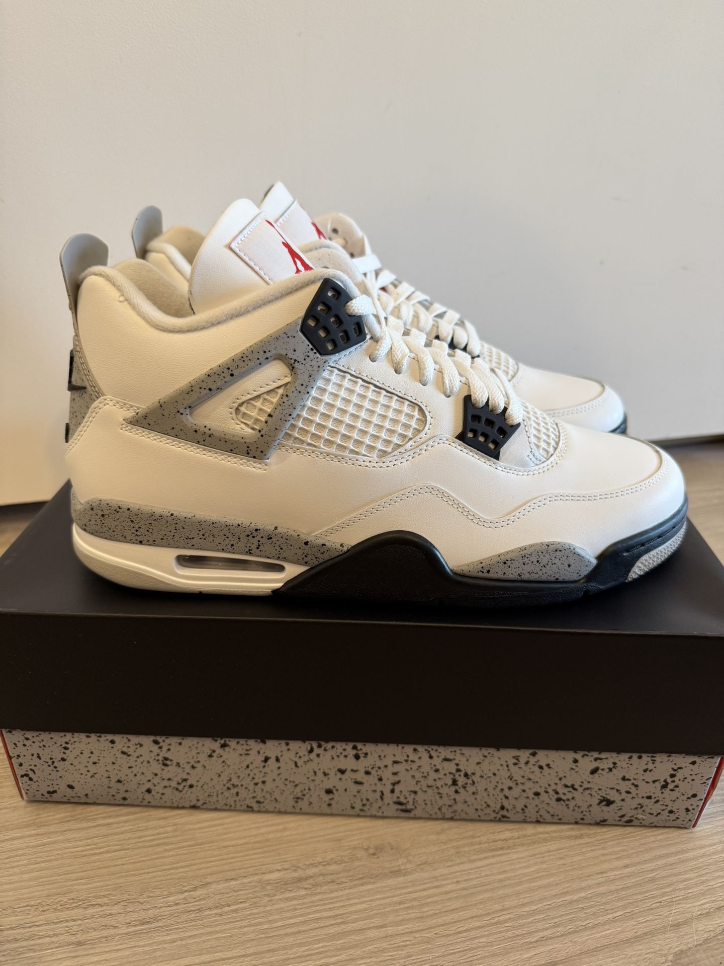 Jordan 4 Retro White Cement (2025) size 11