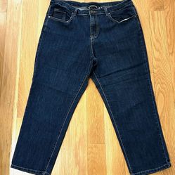 BROOKE SHIELDS Timeless Slim Leg Crop Jeans - Dark Wash- Size 14 - Preowned