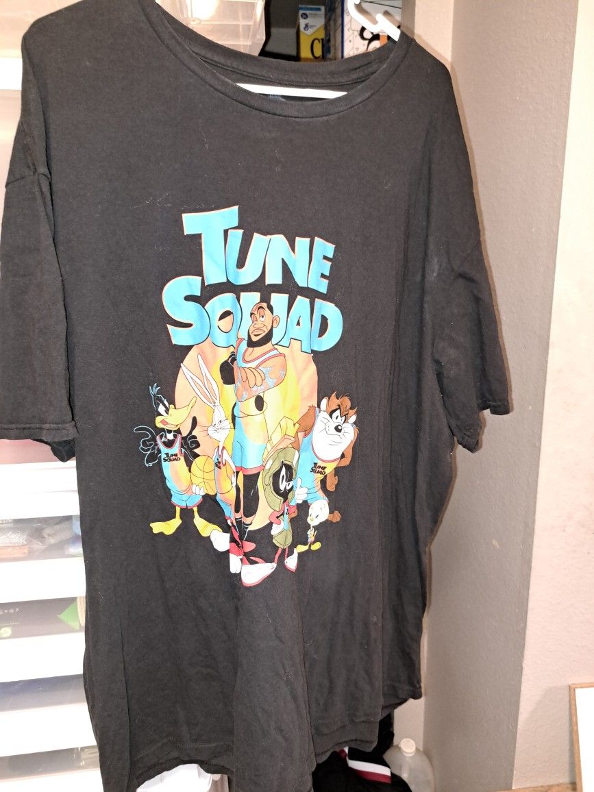 Loony Tunes T Shirt 3 XL