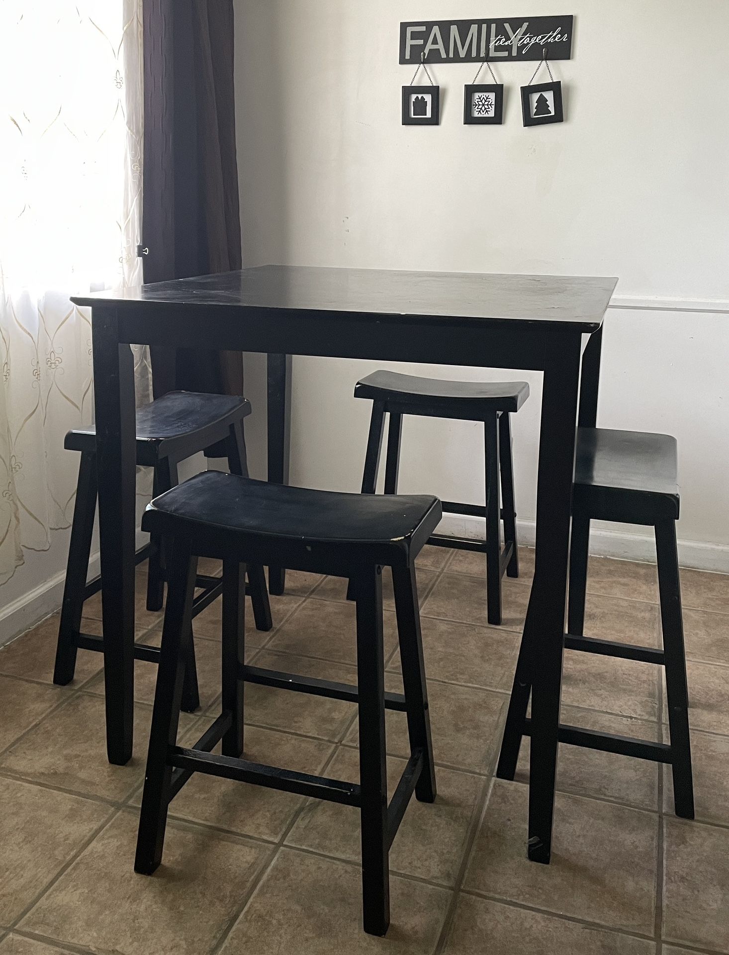 Tall Table with 4 Stools 