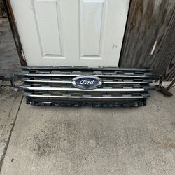 2018-2021 Ford Expedition Chrome Grille With Camara OEM 