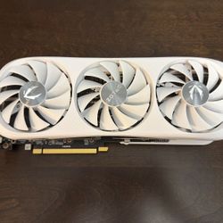 ZOTAC GAMING GeForce RTX 4070 Ti SUPER Trinity OC White Edition 16GB GDDR6X