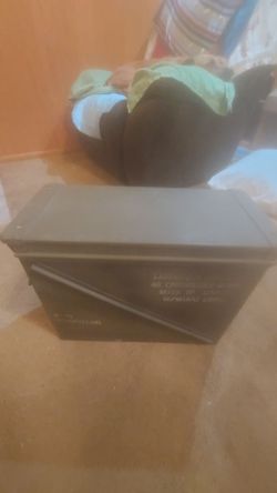 Ammo Box, 40MM belt fed Grenade Launcher, 18.5" long, held training rounds in 1992.