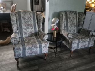2 sillas bonito estilo  $80