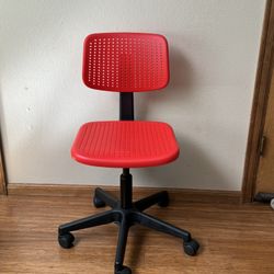 Kids Adjustable Desk Chair