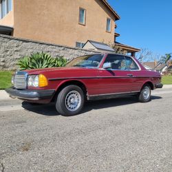 1979 Mercedes-Benz 300