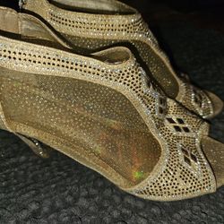 Womens Gold Dress Shoes