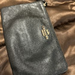 Black Coach Wristlet/ Wallet