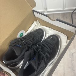 Jordan 11 Retro low