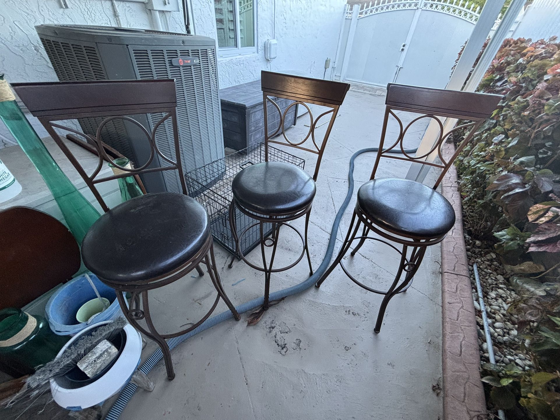 3 Bar Stools
