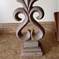 Rustic Fleur-de-Lis Decorative Accent – Farmhouse Tabletop Décor