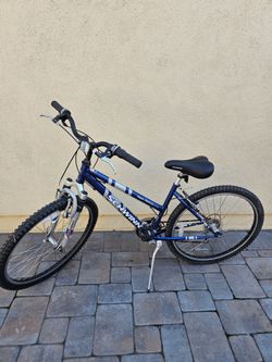 Bicycle Schwinn 17 inch frame 26 inch wheels excellent condition light new used very lightly three or four times.  it was purchased at a bike store a 