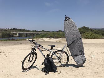 Surfboard rack for bike