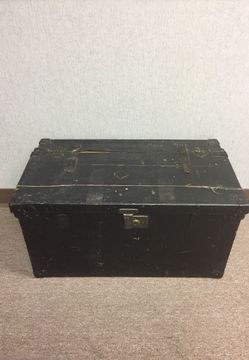 Vintage storage trunk