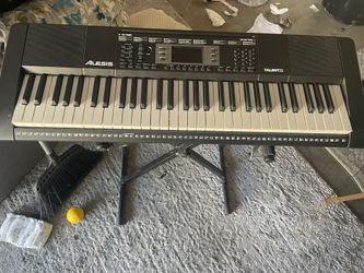 Alesis talent 61 piano