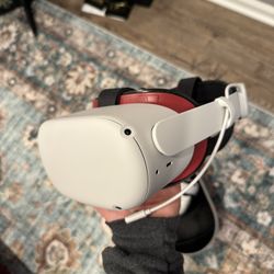 Oculus Quest VR Headset With Elite Strap (Extended Battery)