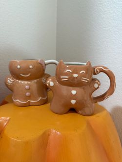 CUTE GI GINGERBREAD MUGS X2
