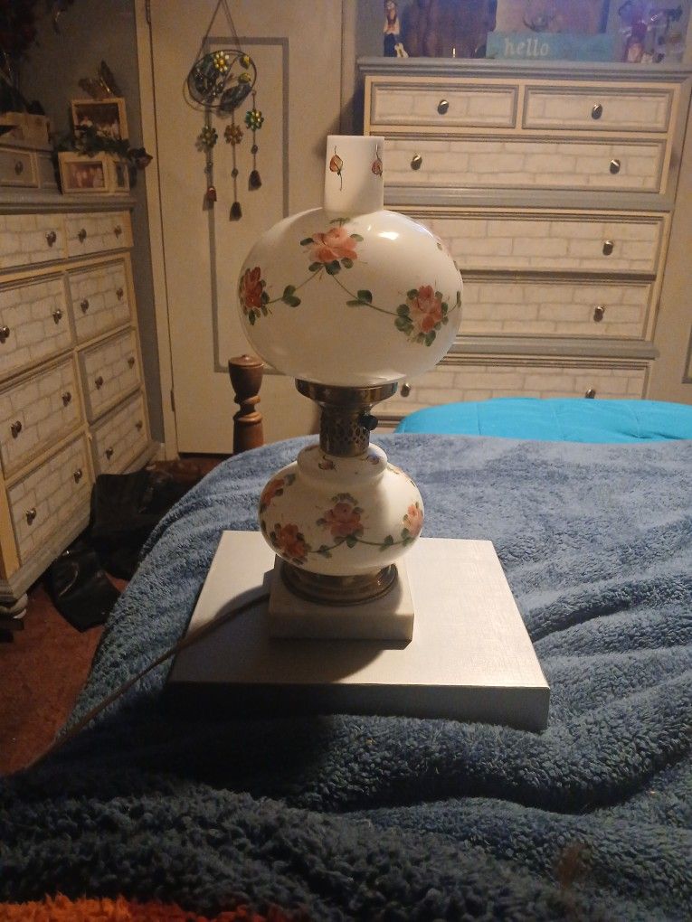 Vintage Handpainted Double Globe Lamp With Marble Base