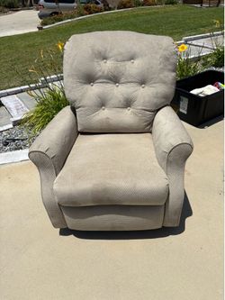 Lay-z Boy Chair