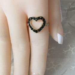 Green Heart Shaped Ring, Size 7