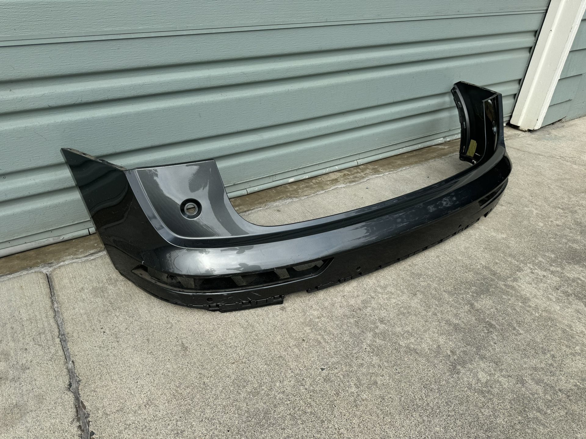 2018 2019 2020 2021 2022 AUDI Q5 REAR UPPER BUMPER