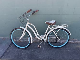 Schwinn Beach Cruiser Bike