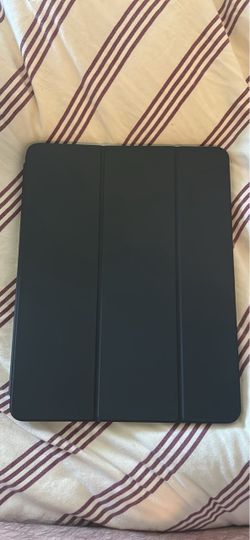 Apple IPad Pro 2022 (6th gen) 12.9”