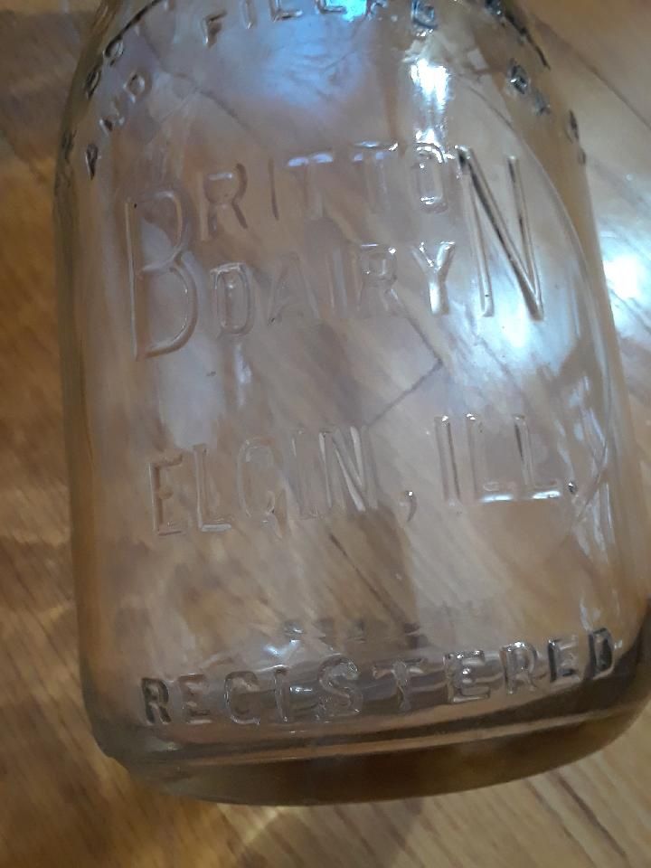 Vintage Milk Bottle. BRITTON DAIRY. ELGIN IL. ONE QUART.