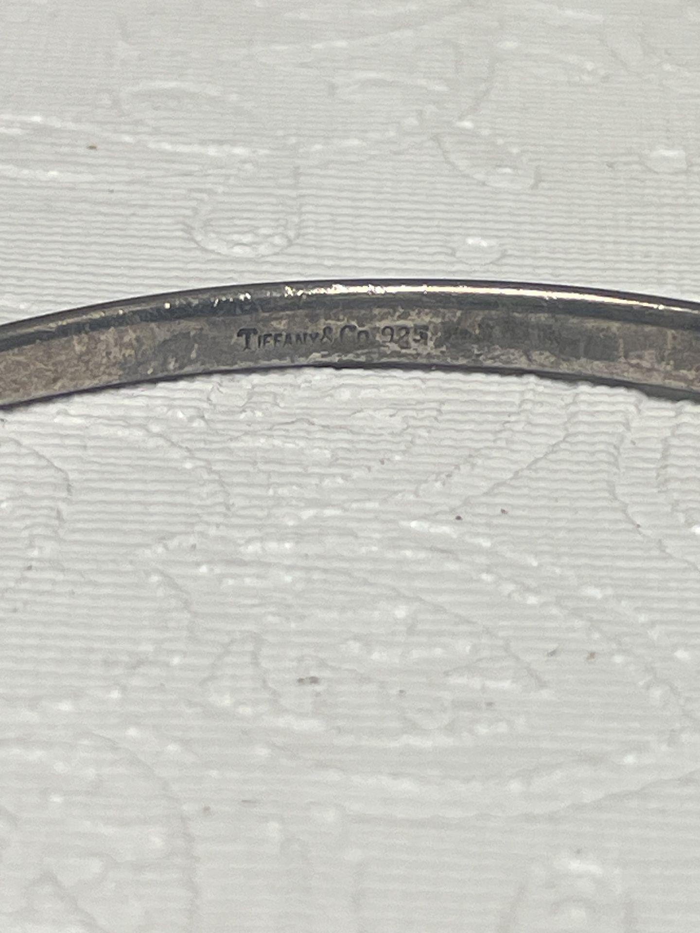 Genuine TIFFANY & CO Sterling Silver Infinity Interlocking Oval Bangle Bracelet