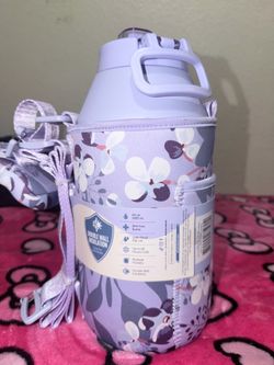 Ello 64oz water bottle