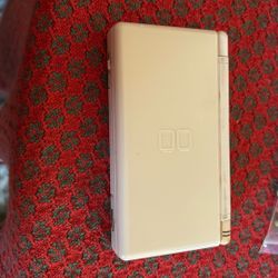 Ds Lite White Complete With New Charger 