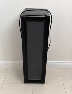 Wine fridge/cooler /mini fridge