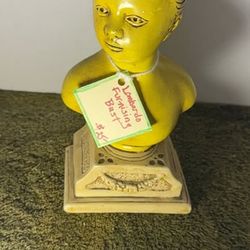 Lombardo Furnishing Bust