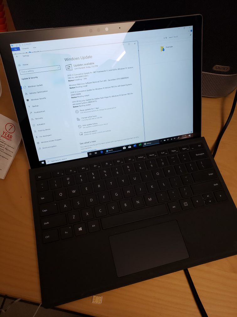 Microsoft Surface Pro 5 laptop tablet 128GB 8GB i5