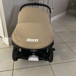 Doona Stroller With Base 