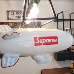Supreme Blimp - Supreme