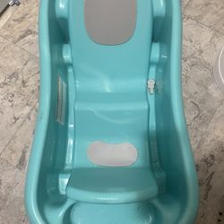 Bath Tub First Year With Sling For Baby To Toddler 