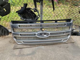 2015-2017 Ford F150 F-150 Front Grille Used Original