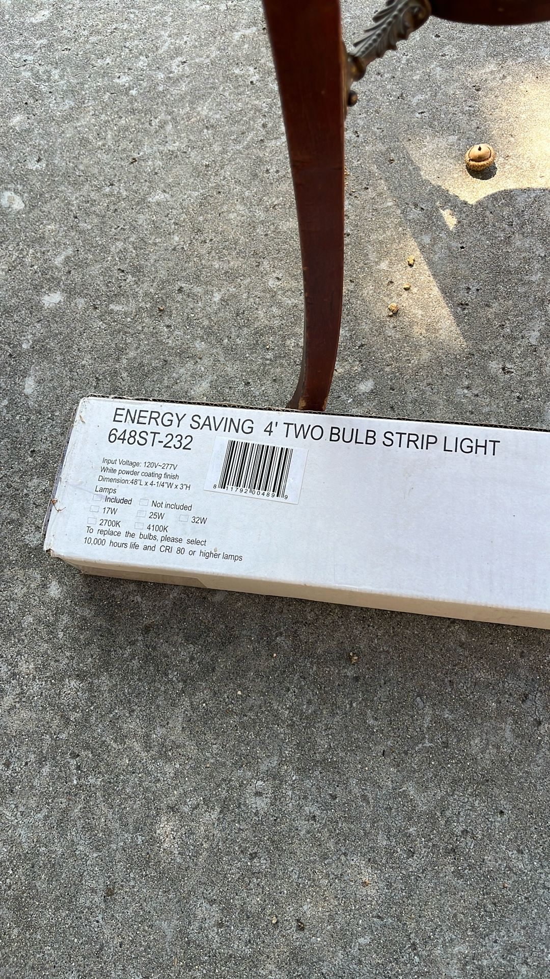 4’ Strip Light. Two bulb
