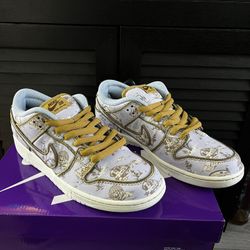 Nike Dunks 