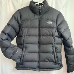 The North Face 700 Puffer Jacket Woman's Medium 