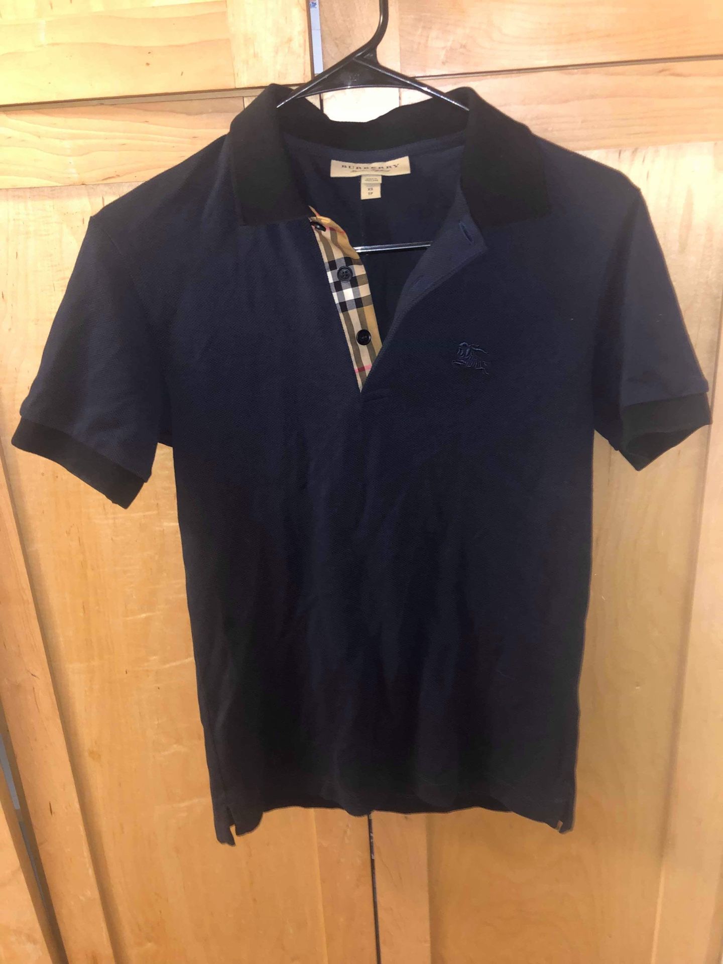 XS men’s size new polo Burberry authentic