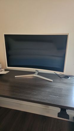 SAMSUNG 32" curved screen